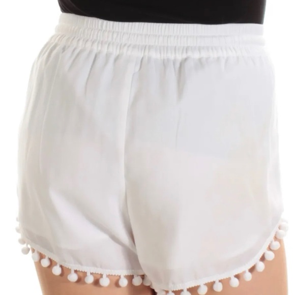 KENSIE Womens White Fringed Straight leg Short Size: XS - Picture 2 of 5